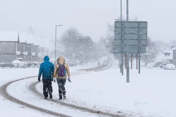 Cost of living crisis: Low income families with children set to be £1,683 worse off this winter